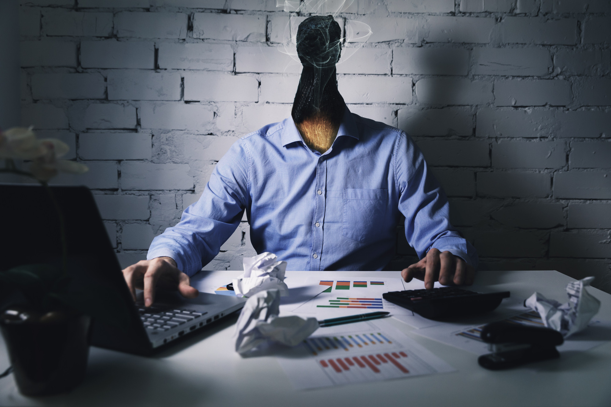 “Porodični magazin” o Burnout sindromu i umjetnosti roditeljstva – od nevidljivog umora i sagorijevanja do snage i ljubavi…